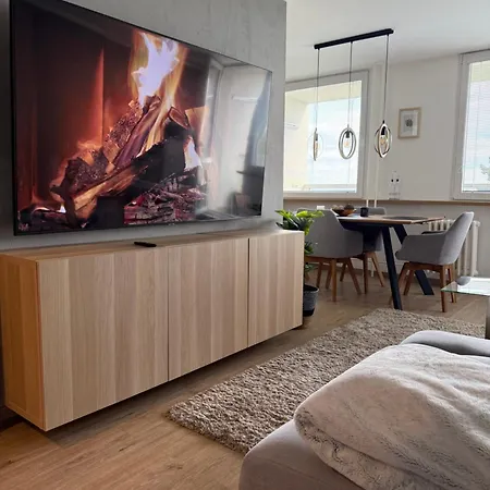 View Lenka アパート